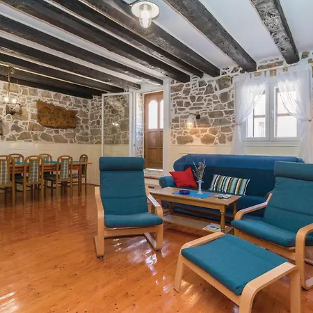 Tatil Evi Ulbiskupa Josipa Marcelica Cr Preko