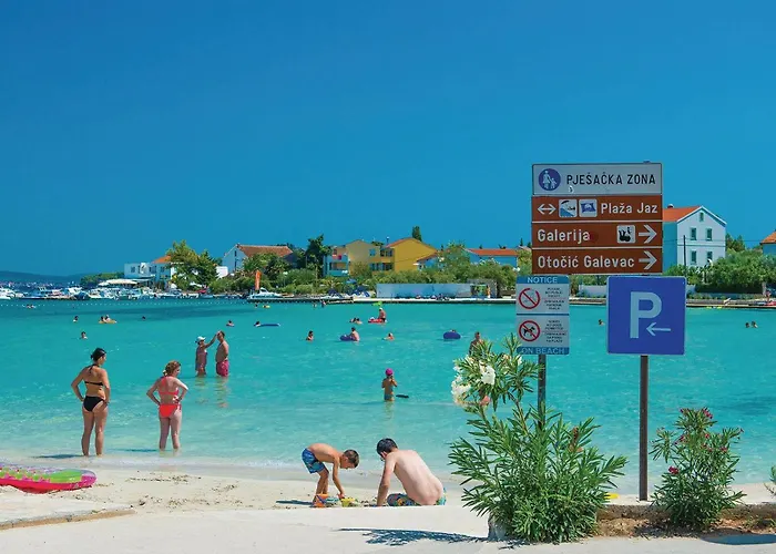 Ulbiskupa Josipa Marcelica Cr Nyaraló