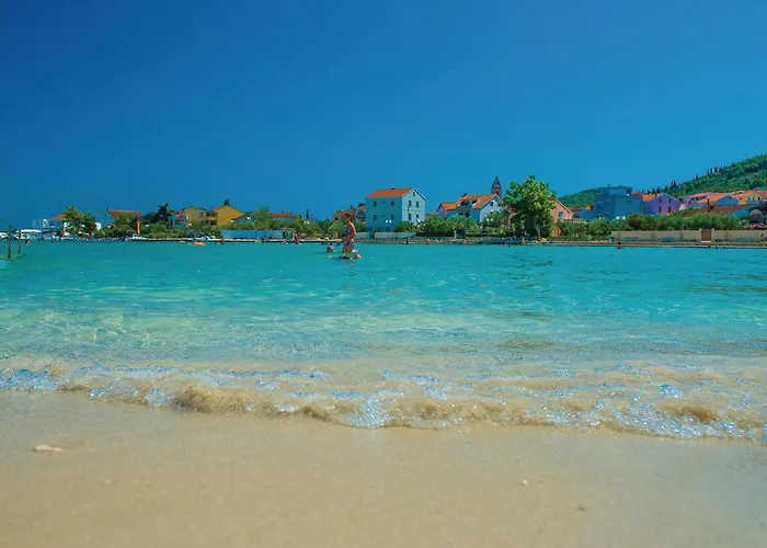 Ulbiskupa Josipa Marcelica Cr *