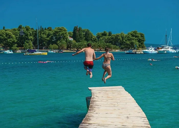 Ulbiskupa Josipa Marcelica Cr Преко